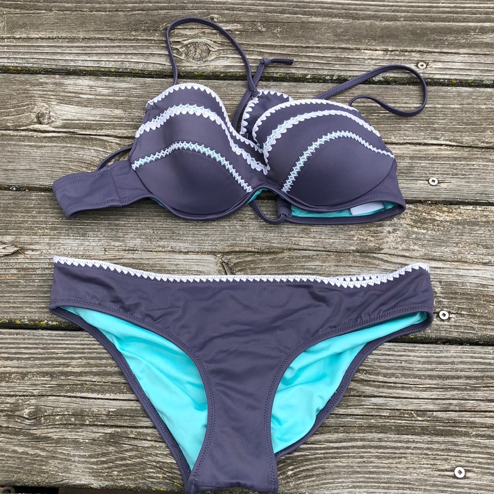 Shade and Shore Gray and White Bikini Size S